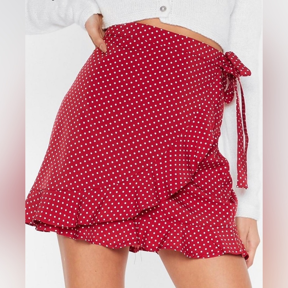 Nasty Gal Skirt 💄💋